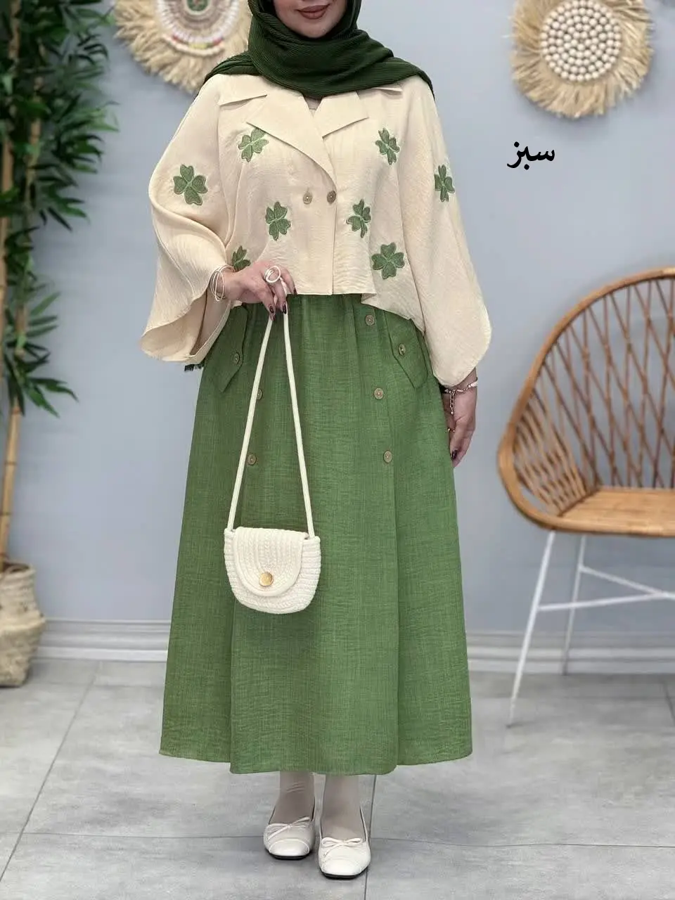 3406-شومیز و دامن گلدوزی